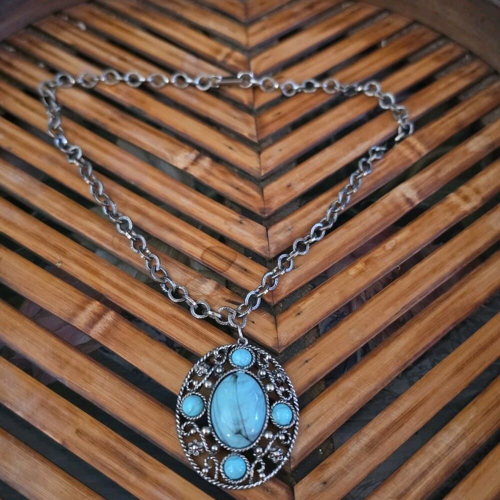 Vintage Silver Tone Faux Turquoise Filigree Oval Statement Pendant Necklace - Picture 3 of 9